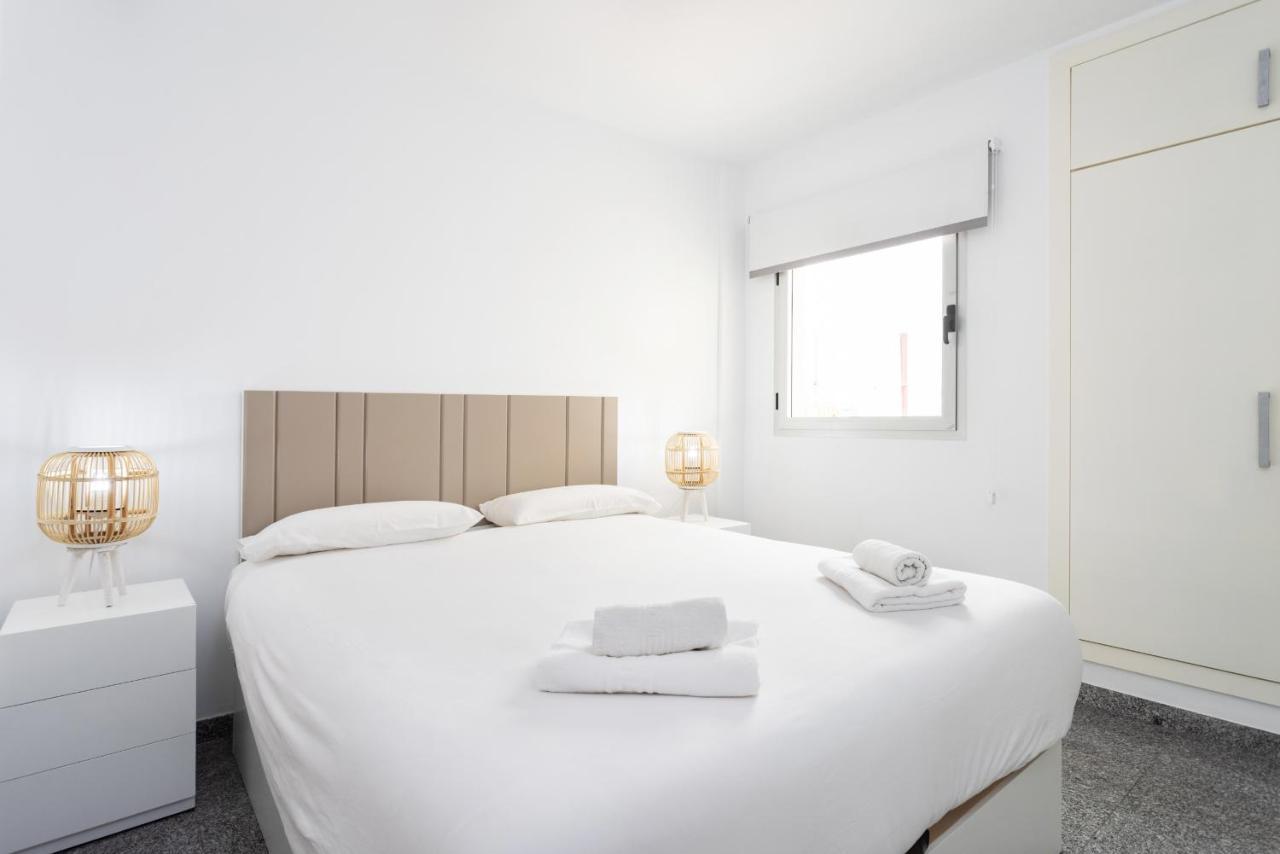 Touching The Sea Free Wifi Apartment Playa de San Juan  Bagian luar foto