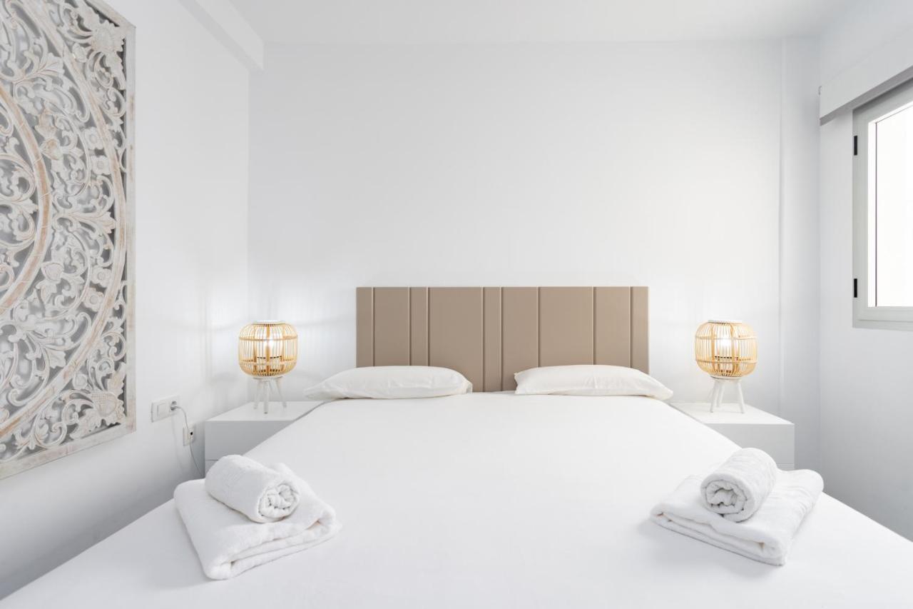 Touching The Sea Free Wifi Apartment Playa de San Juan  Bagian luar foto